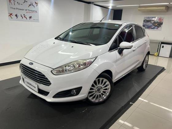 FORD FIESTA 1.6 TITANIUM HATCH 16V FLEX 4P POWERSHIFT